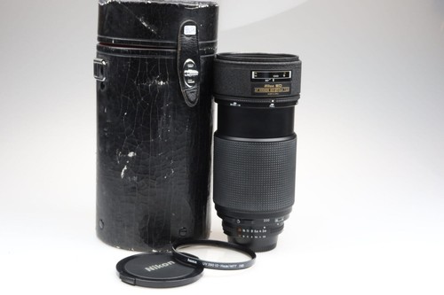 Nikon nikkor 200mm - af, f2.8